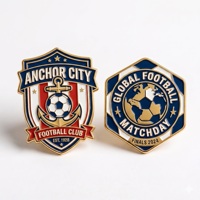 Badges personnalisés à épingler, motifs football, club sportif, logo métallique plaqué, épingles en émail souple ou dur, tendance