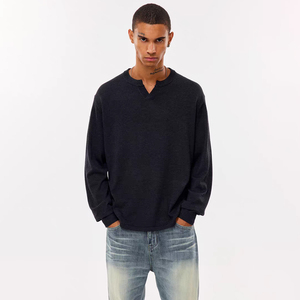 <span class=keywords><strong>T</strong></span>-<span class=keywords><strong>shirt</strong></span> da <span class=keywords><strong>uomo</strong></span> a maniche lunghe con <span class=keywords><strong>scollo</strong></span> a <span class=keywords><strong>V</strong></span>, personalizzabile, nuovo arrivo, 280 g/m², 68% poliestere, 26% nylon, 6% lana, modello basic neutro. - Product Image 3