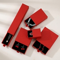 Boîte cadeau à bijoux coulissante texturée rouge pailletée, 5 tailles multiples, longue, carrée, rectangulaire, avec petit ruban de traction, en velours noir, vente en gros