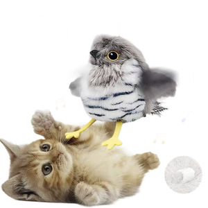 Jouet pour chat en forme d'oiseau flottant / Capteur tactile - Vente en gros usine - Nouveauté |   Jouet interactif pour animaux de compagnie avec sons d'oiseaux réalistes rechargeable par USB - Product Image 2