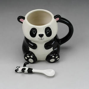 Taza de café de cerámica con forma de panda 3d, animal, con cuchara, venta al por mayor - Product Image 3