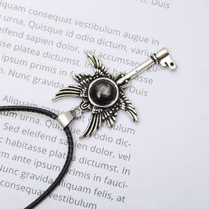 Venta caliente 3,5 cm cristal natural Aleación de obsidiana natural con incrustaciones de collar de llave de alas de poder de Dios guardián - Product Image 2