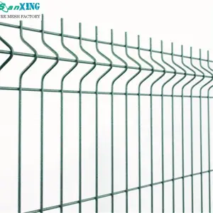 廉价工厂定制弯曲设计绿化护栏网焊接金属草坪护栏