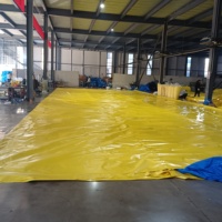Bâche en PVC robuste, imperméable et résistante aux déchirures