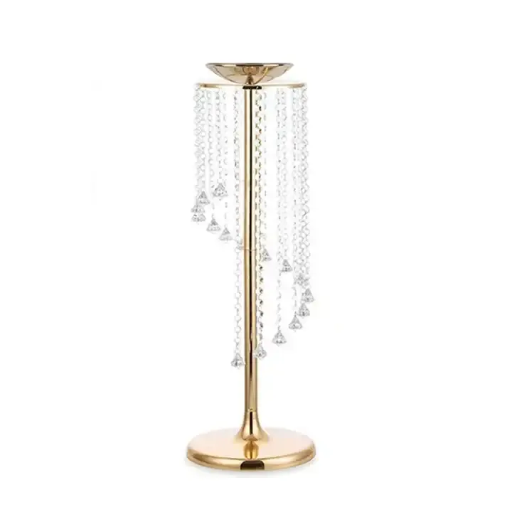 Vente en gros de grand vase en métal doré porte-fleurs décoration de mariage candélabre en argent personnalisé centres de table de mariage en cristal