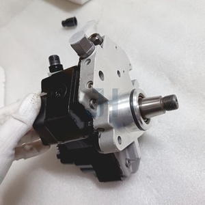 Bomba de Inyección de Combustible 0445020029 para Motor 4M50, Bomba de Inyección Diesel para Maquinaria de Construcción ME223576 ME221915 - Product Image 1