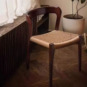 Silla de Comedor de Madera Maciza Estilo Mediados de Siglo con Respaldo Curvo y Asiento Tejido Natural para Comedor, Sala de Estar y Apartamento - Product Image 6