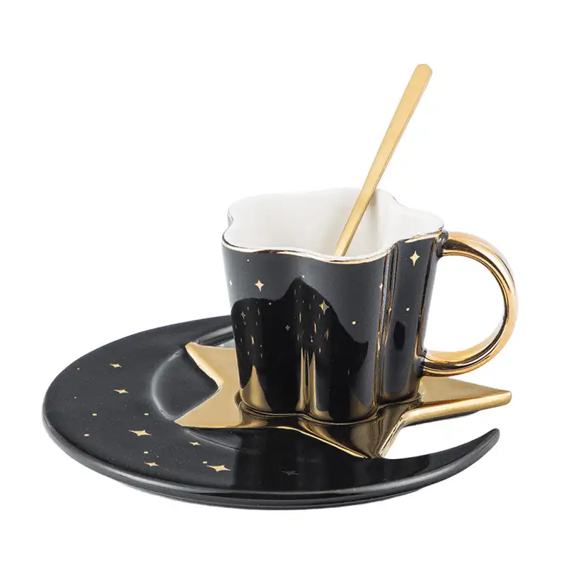 Tasse à café en porcelaine design 3D, irrégulière, de haute qualité, tasse espresso, avec cuillère en or et poignée