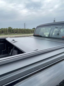 Couverture de benne de pick-up rétractable manuelle en aluminium rigide, compatible avec Ford Ranger Nissan Navara - Product Image 3