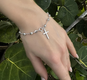 Bracciale con Charm a Croce Pendente e Perline Satellite, Placcato PVD in Acciaio Inossidabile, Gioielli alla Moda - Product Image 1