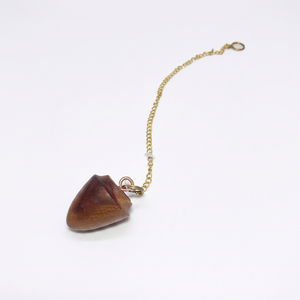 Pendule de radiesthésie en bois avec chaîne métallique - Style Amour Écologique pour l'équilibrage des chakras, la méditation, la guérison, la prospérité et la paix - Product Image 1