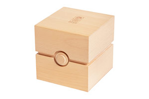 YQ Pokemoned Set Regalo Esclusivo Ufficiale per il Primo Anniversario, Autentico Booster Box Originale Pokemoned 1.0, Espositore Commemorativo - Product Image 3