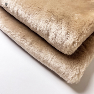 Peau d'agneau douce Motif brut longue laine Manteau d'hiver Couverture en fourrure Vêtement Cuir Fourrure animale - Product Image 1