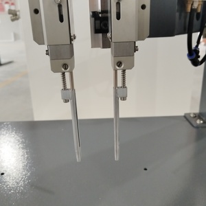 Distributeur de pinces élastiques semi-automatique pneumatique industriel en métal haute vitesse pour emballage de cartons, bois et jouets - Product Image 4