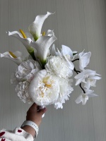 Bouquet de Mariage Blanc de Luxe M789 – Fleurs Artificielles Réalistes : Lys Calla, Orchidée Phalaenopsis, Pivoine – Bouquet à Main pour Mariée