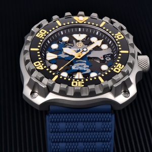 Reloj Deportivo Automático Pagani Design YN009, 200M Resistente al Agua, Correa de Goma, Fecha Automática, Movimiento NH35, Relojes de Buceo de Titanio para Hombre - Product Image 3