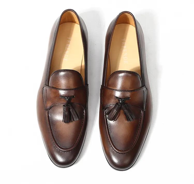 Sapatos sociais italianos para homens de negócios, sapatos formais de couro de alta qualidade para meninos, atacado