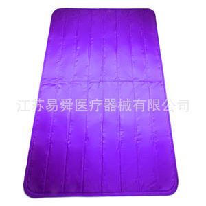 Tapis rafraîchissant médical YiSheng, coussin de glace rectangulaire, rembourrage en mousse de polyuréthane, prévention des coups de chaleur, utilisation pour animaux de compagnie YS-BD2800 - Product Image 3