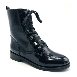 Bottes de moto en cuir verni noir imperméables à double ouverture avec lacets et fermeture éclair pour femmes - Product Image 1