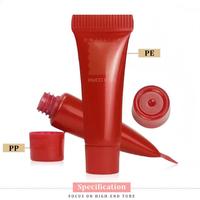 Tube cosmétique en plastique rouge personnalisé D13 de 1 ml à 5 ml, mini tube de petite capacité pour échantillons, emballage pour sérum pour les lèvres, baume à lèvres, tube à presser