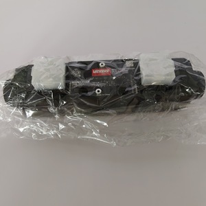 วาล์วควบคุมทิศทางไฮดรอลิก Eaton Vickers รุ่น KDG4V-5-2C20N - Product Image 2