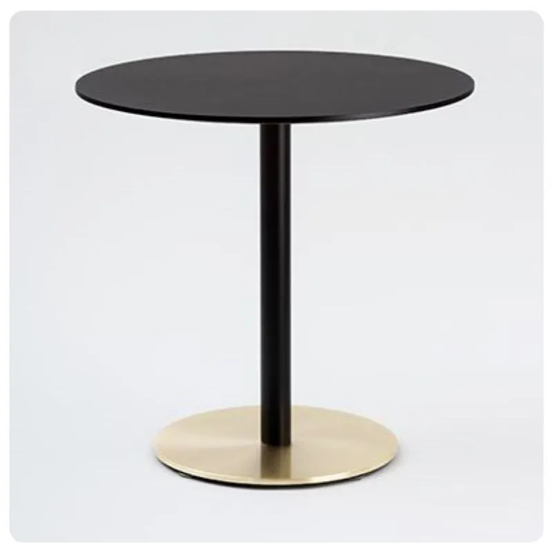 Meubles de restaurant d'excellente qualité à la Offre Spéciale table à manger à surface solide table à manger ronde à pieds en métal à panneau moderne