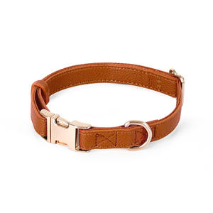 Conjunto de correa para mascotas y <span class=keywords><strong>collar</strong></span> de perro con estilo duradero al por mayor | Nuevo diseño cómodo ajustable de cuero suave para perros medianos y grandes - Product Image 2