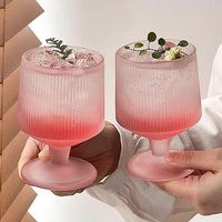 Gobelet à cocktail givré de beauté de qualité supérieure jus rose côtelé flûte à champagne verre à vin à manche court