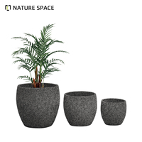 Vases et pots à fleurs modernes en fibre de verre légers et durables pour l'extérieur et le jardin (vente en gros)