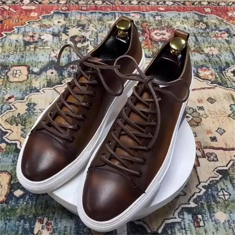 สีน้ำตาล