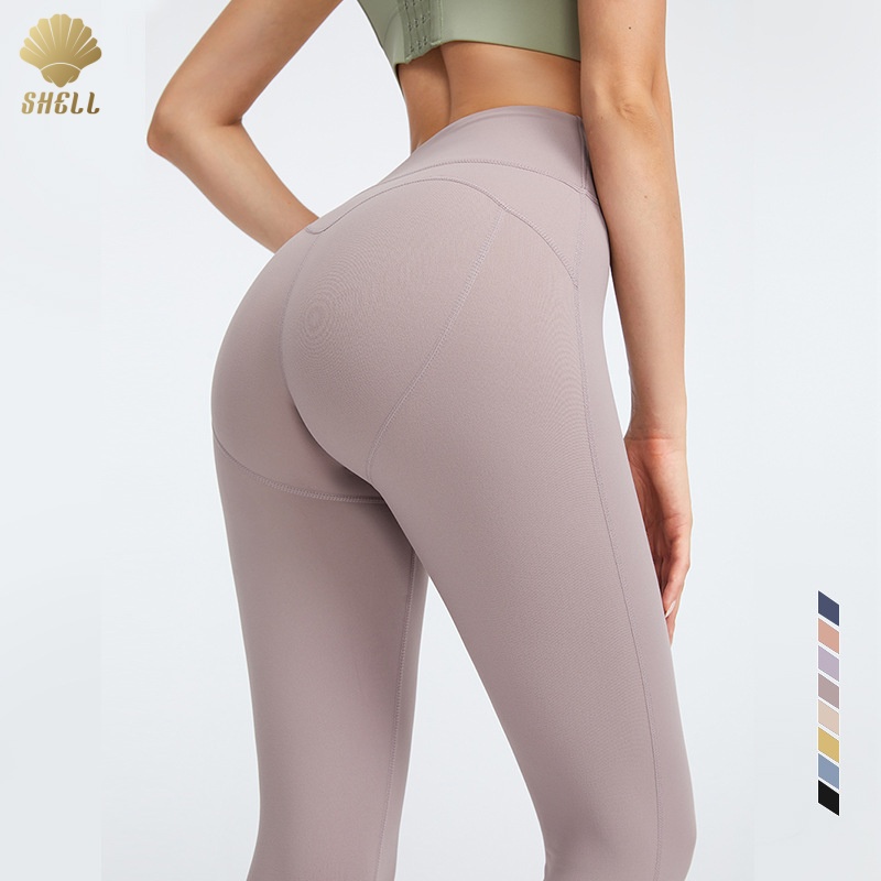 Chechen ayoli rus erkak bilan jinsiy aloqada boladi. Qattiq vaginaning fotosurati