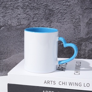 <span class=keywords><strong>Tazze</strong></span> in Ceramica da 11oz per <span class=keywords><strong>San</strong></span> <span class=keywords><strong>Valentino</strong></span> con Logo Personalizzato e Manico a Cuore, <span class=keywords><strong>Tazze</strong></span> Vuote per Sublimazione e Personalizzazione - Product Image 3