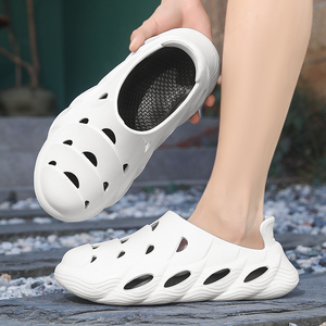 Chaussons pour hommes adultes, sabots de jardin en EVA, respirants, confortables, style tendance, semelle souple, semelle intérieure tendance, chaussures légères d'été, couleurs mélangées - Product Image 5