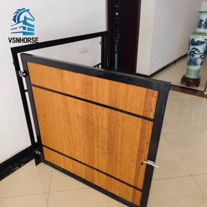 Versterkt paardenstalraam met weerbestendig frame voor professionele paardenstallen - Product Image 1