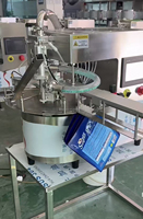 Machine de remplissage et de bouchage automatique de sachets à bec verseur pour miel, sauce à l'ail et pâte, à poser sur table