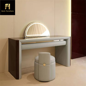 Juego de mesa de <span class=keywords><strong>tocador</strong></span> de madera de diseño minimalista moderno, <span class=keywords><strong>tocador</strong></span> <span class=keywords><strong>con</strong></span> marco de acero inoxidable y <span class=keywords><strong>espejo</strong></span> semicircular - Product Image 2