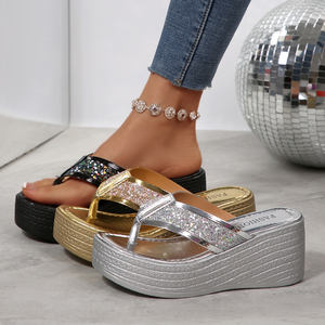 Sandales de plage et de fête imperméables à plateforme <span class=keywords><strong>compensée</strong></span>, avec <span class=keywords><strong>strass</strong></span> étincelants et paillettes argentées, respirantes, incontournables pour l'été - Product Image 1