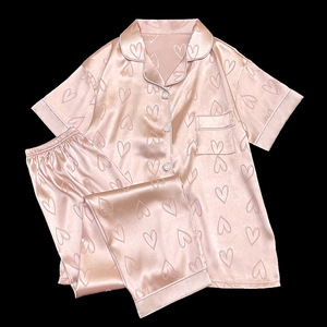 韩版家居休闲舒适睡衣Ins女生夏季可穿戴冰丝爱心印花短袖两件套 - Product Image 3
