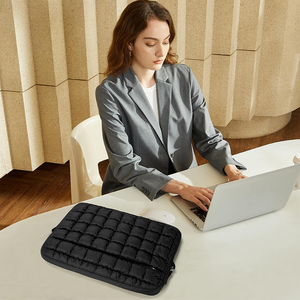 Чехол для ноутбука Puffy для ноутбука MacBook Air 13/15 дюймов M3,MacBook Pro 14/<span class=keywords><strong>16</strong></span> дюймов M4 2024, стеганая Защитная сумка для 15,6 дюймов - Product Image 6