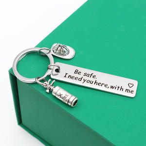 Gran <span class=keywords><strong>llavero</strong></span> de <span class=keywords><strong>bombero</strong></span>, la amenaza del fuego solo se extinguirá, <span class=keywords><strong>llavero</strong></span> de extintor de incendios, casco, regalo de bomberos, <span class=keywords><strong>llavero</strong></span> de Metal - Product Image 4