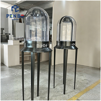 Lemari Pajang Jam Tangan Perhiasan Mewah Modern dengan Kaca Lengkung & Desain Etalase Berdiri dengan Alas Hitam Kustom dan Lampu LED