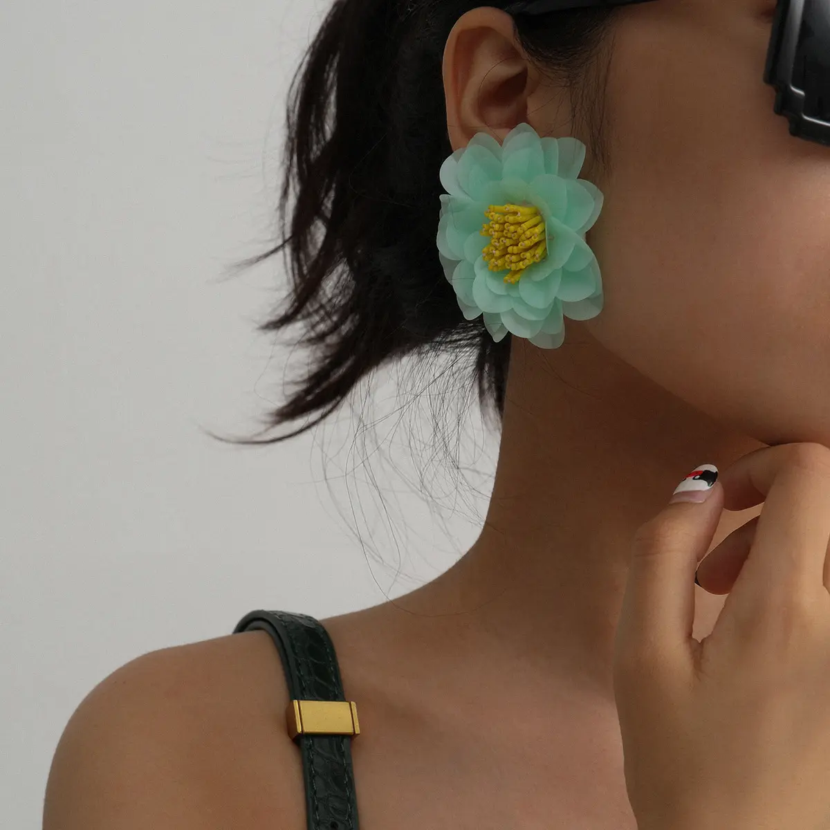 2020 New Arrival Fashion Exaggerate Handmade Tassel PVC Big Flower Stud Earrings for Women Girls