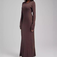 Nouveau design de gros Robe longue élégante en tricot côtelé à manches longues et col rond de couleur pure pour femmes