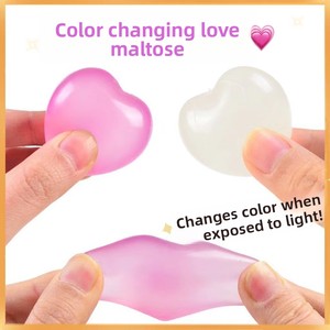 Jouet anti-stress en plastique photochromique en forme de cœur, à rebond lent, changeant de couleur, jouet de décompression lumineux - Product Image 2