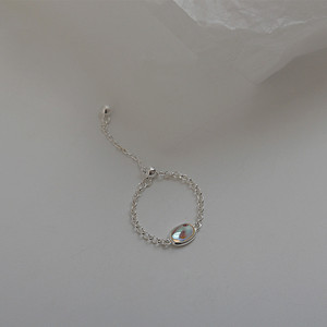 <b>Moonstone</b> Pull-Out <b>Ring</b> For Women Oval Chain Crystal <b>Ring</b> Minimalist Design Everyday Wear Geometric Shape Bezel Setting - Product Image 2