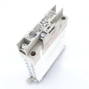 В наличии Omrons G3PE серии твердотельное G3PE-245B DC12-24V/G3PE-515B DC12-24V/G3PE-525B реле DC12-24V - Product Image 1