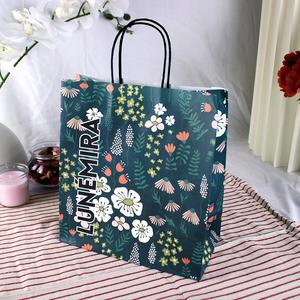 Bolsa de Embalaje de Regalo para Compras, Ropa y Zapatos, de Papel Kraft de Lujo, Reciclable, con Logotipo Impreso Personalizado al por Mayor - Product Image 4
