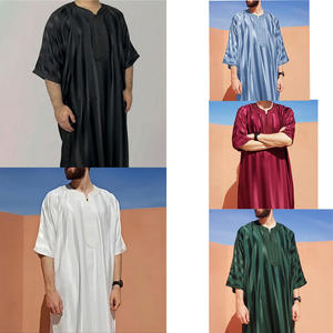 Thobe da Uomo a Maniche Corte con Ricamo Marocchino Abbigliamento Islamico Modesto Saudita all'Ingrosso per Uomo Musulmano Arabo Estivo - Product Image 2