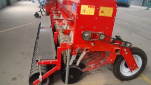 Sembradora de trigo de varias filas Máquina sembradora agrícola montada en tractor <span class=keywords><strong>para</strong></span> trigo, cebada, <span class=keywords><strong>avena</strong></span> y cultivos de granos - Product Image 6