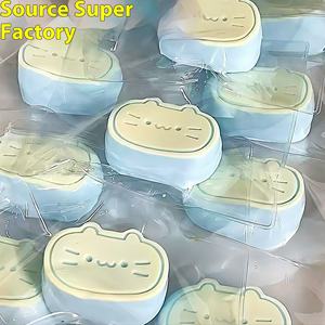 Jouet EVA coloré super amusant petit chaperon rouge avec fromage mi-cuit chat pincer cadeau suspendu de grande valeur idéal pour presser - Product Image 5